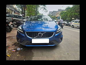 Second Hand Volvo V40 D3 R-Design in Delhi