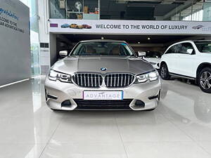 Second Hand BMW 3-Series 320d Luxury Edition in Pune