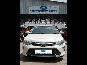 Second Hand Toyota Camry 2.5L AT in Coimbatore