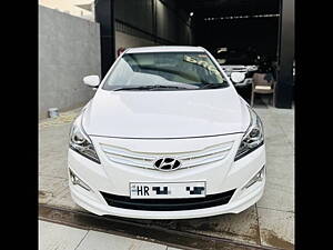 Second Hand Hyundai Verna 1.6 CRDI SX in Mohali