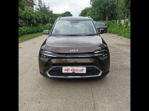 Second Hand Kia Carens Luxury 1.4 Petrol 7 STR in Indore