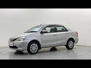 Second Hand Toyota Etios V in Delhi