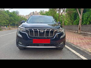 Second Hand Mahindra XUV700 AX 7 Luxury Pack Petrol AT 7 STR in Noida