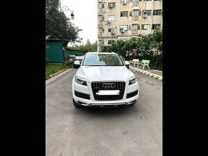 Second Hand Audi Q7 35 TDI Premium Plus + Sunroof in Delhi