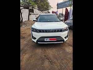 Second Hand महिंद्रा xuv300 1.5 w6 [2019-2020] in मेरठ