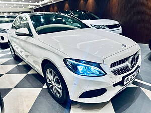 Second Hand Mercedes-Benz C-Class C 200 Avantgarde in Delhi