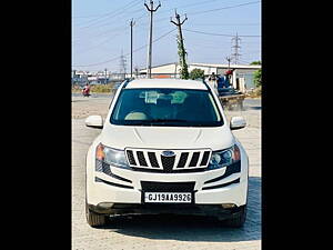 Second Hand Mahindra XUV500 W8 AWD in Surat