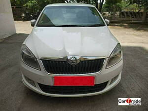 Second Hand Skoda Rapid 1.5 TDI CR Ambition Plus in Pune