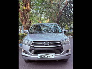 Second Hand Toyota Innova Crysta 2.4 G 8 STR [2016-2017] in Kolkata