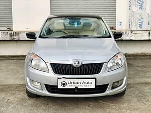 Second Hand Skoda Rapid 1.5 TDI CR Ambition with Alloy Wheels in Thane