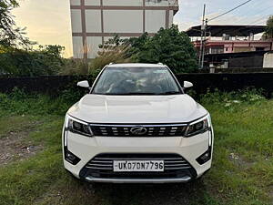 Second Hand Mahindra XUV300 1.5 W8 (O) [2019-2020] in Dehradun