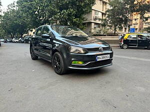 Second Hand Volkswagen Polo Highline Plus 1.2( P)16 Alloy [2017-2018] in Mumbai
