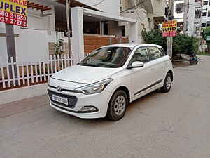 Second Hand हुंडई एलीट i20 स्पोर्टज़ 1.4 crdi [2016-2017] in हैदराबाद