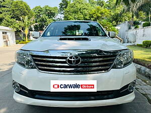 Second Hand Toyota Fortuner 3.0 4x4 MT in Lucknow