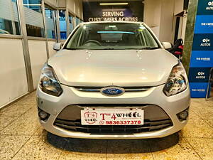 Second Hand Ford Figo Duratec Petrol ZXI 1.2 in Kolkata