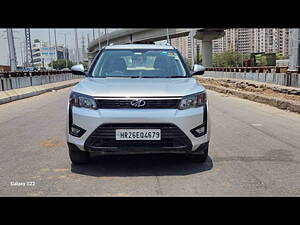 Second Hand Mahindra XUV300 W4 1.2 Petrol in Noida