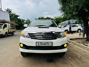 Second Hand Toyota Fortuner 3.0 4x2 MT in Vadodara