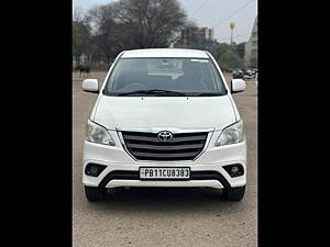Second Hand Toyota Innova 2.0 G1 BS-IV in Mohali