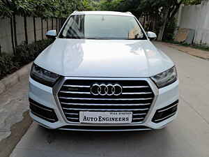 Second Hand ఆడి q7 45 tdi టెక్నాలజీ ప్యాక్ in హైదరాబాద్‍