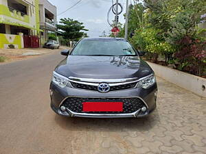 Second Hand Toyota Camry Hybrid in Coimbatore