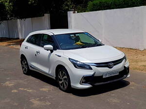 Second Hand Toyota Glanza V in Meerut