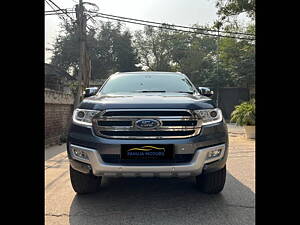 Second Hand Ford Endeavour Titanium 3.2 4x4 AT in Delhi