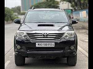 Second Hand Toyota Fortuner 3.0 4x2 MT in Mumbai