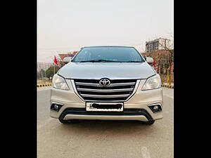 Second Hand Toyota Innova 2.5 VX BS IV 7 STR in Faridabad
