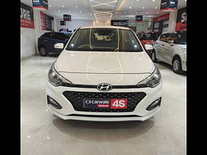 Second Hand Hyundai Elite i20 Sportz 1.2 in Kanpur