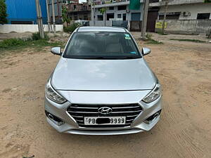 Second Hand Hyundai Verna 1.6 CRDI SX in Mohali