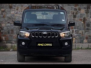 Second Hand Mahindra Scorpio S3 Plus in Delhi