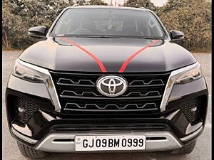 Second Hand Toyota Fortuner 4X4 AT 2.8 Diesel in Delhi