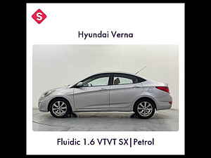 Second Hand हुंडई वरना फ़्लूइडिक 1.6 vtvt sx in गाज़ियाबाद