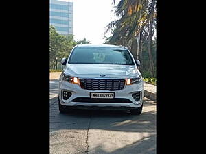 Second Hand Kia Carnival Limousine Plus 7 STR in Mumbai