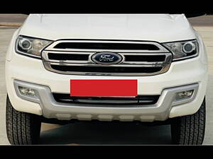 Second Hand Ford Endeavour Trend 2.2 4x4 MT in Lucknow
