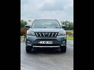 Second Hand Mahindra XUV300 W8 (O) 1.5 Diesel [2020] in Vadodara