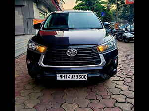 Second Hand टोयोटा इनोवा क्रिस्टा 2.4 gx 7 सीटर [2016-2020] in पुणे