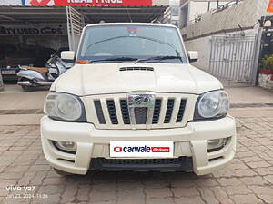 Second Hand Mahindra Scorpio VLX 4WD Airbag BS-IV in Kanpur