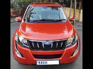 Second Hand महिंद्रा XUV500 w10 ऑटोमैटिक in बैंगलोर