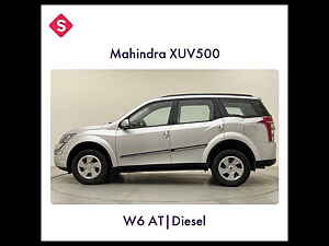 Second Hand महिंद्रा XUV500 w6 ऑटोमैटिक in पुणे