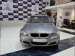 Second Hand BMW 3-Series 320d Highline Sedan in Bangalore