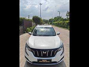 Second Hand Mahindra XUV700 AX 7 Petrol AT Luxury Pack 7 STR [2021] in Delhi