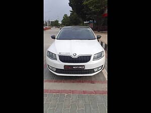 Second Hand Skoda Octavia 2.0 TDI CR Style in Bangalore