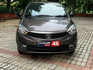 Second Hand Tata Tiago Revotron XZ in Delhi