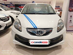 Second Hand Honda Brio S MT in Kanpur