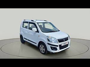 Second Hand Maruti Suzuki Wagon R VXI AMT in Surat