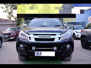 Second Hand Isuzu D-Max V-Cross 4x4 in Gurgaon