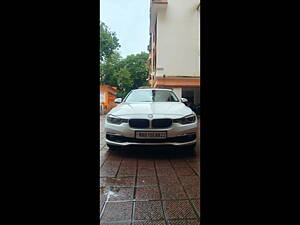 Second Hand BMW 3-Series 320d Luxury Line in Mumbai