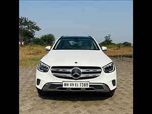 Second Hand मर्सिडीज़ बेंज़ GLC 220d 4मैटिक प्रोग्रेसिव  in कोल्हापुर