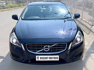 Second Hand Volvo S60 Kinetic D4 in Hyderabad